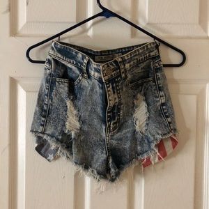 Distressed high waist shorts